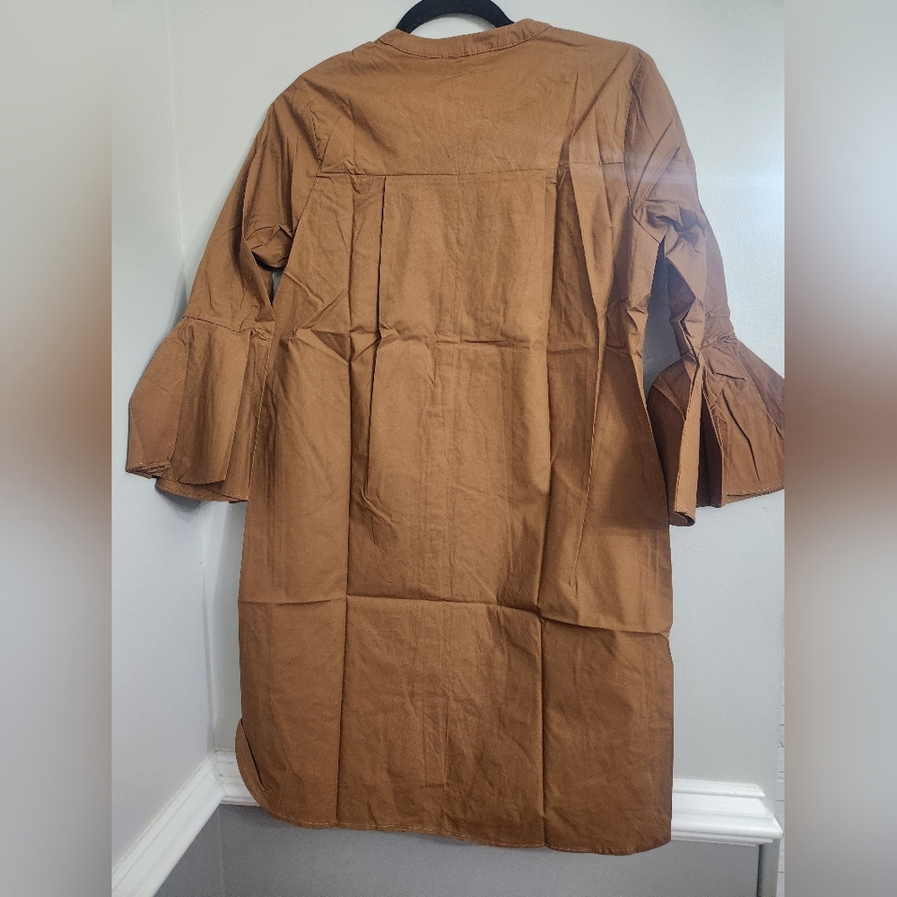 Hayden Camel V-Neck Blouse - Picture 5 of 6